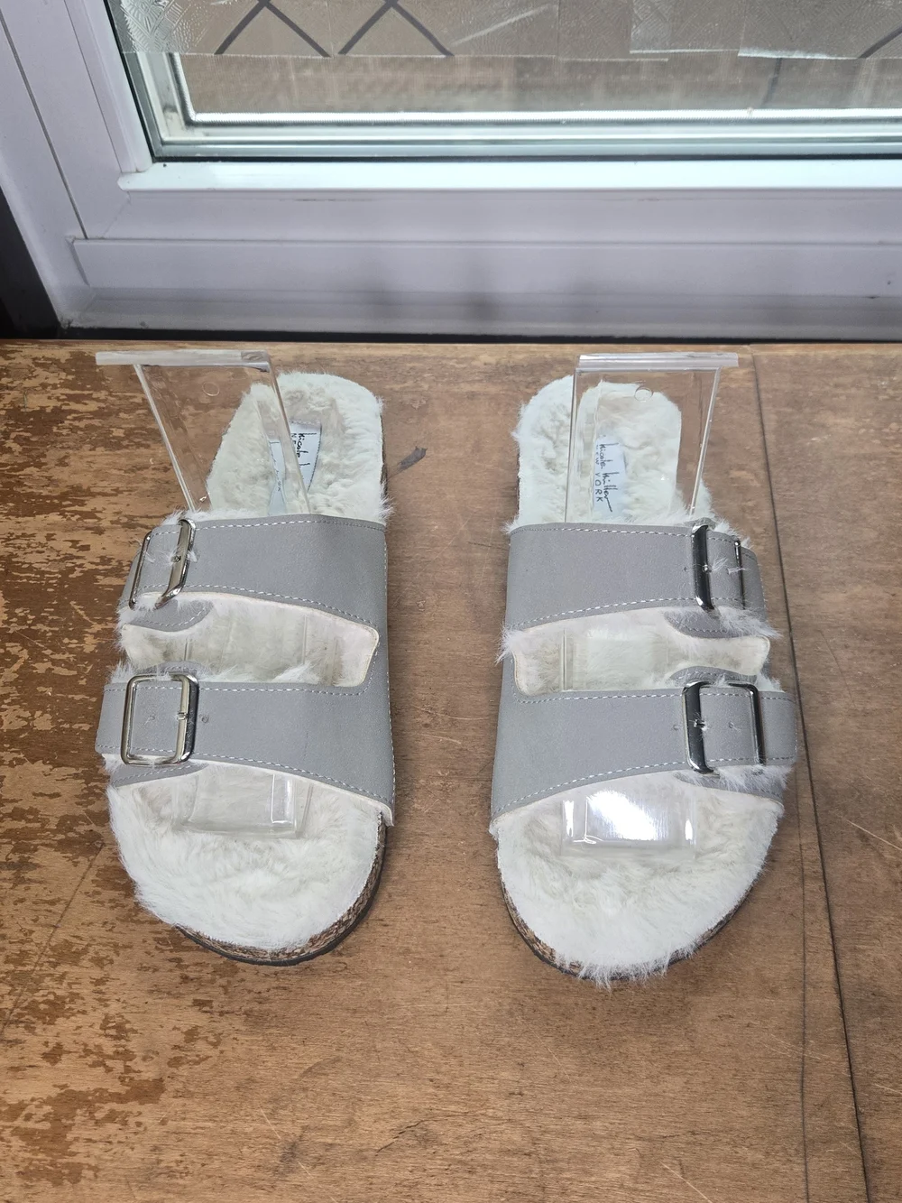 Nicole Miller Womens Gray Two Strap Faux Shearling Cork Slides Sz 8